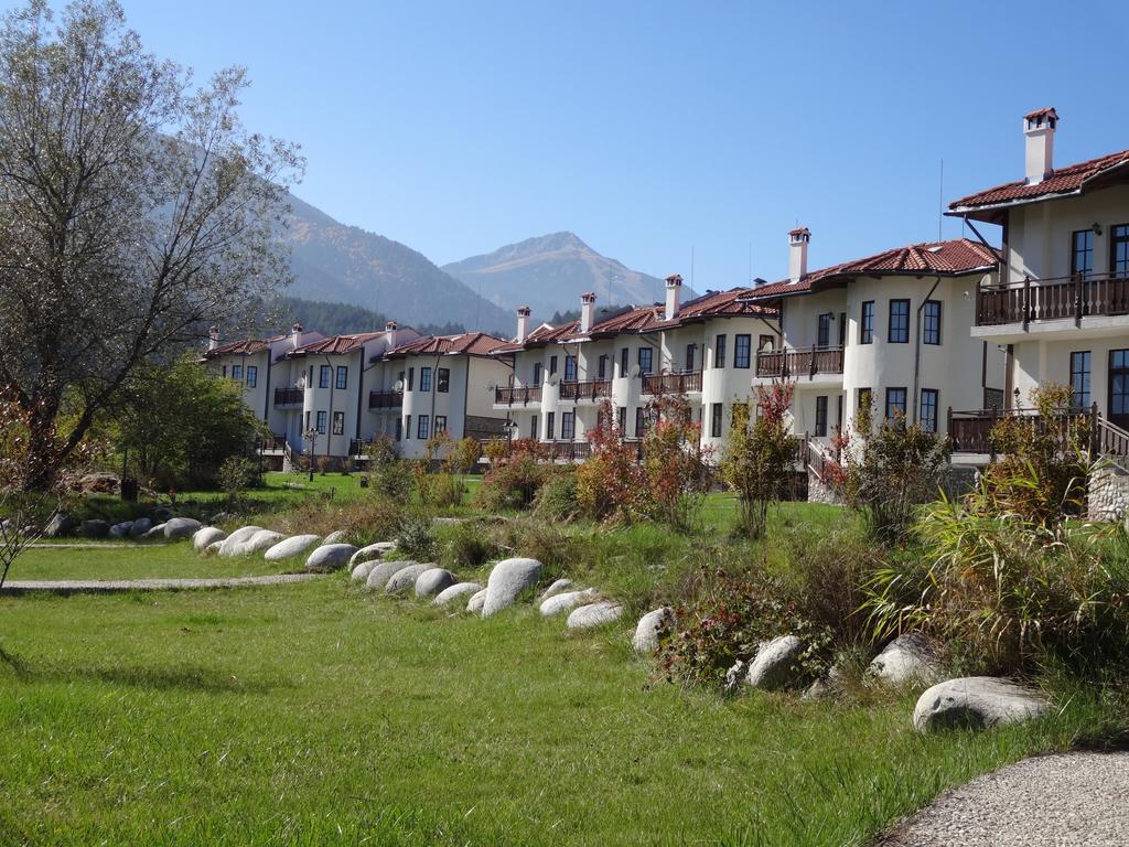 Pinerose Resort Bansko Exteriör bild