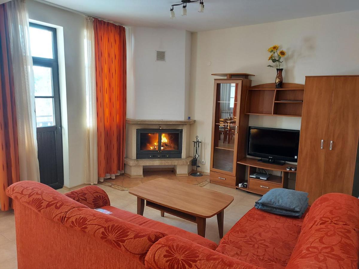 Pinerose Resort Bansko Exteriör bild