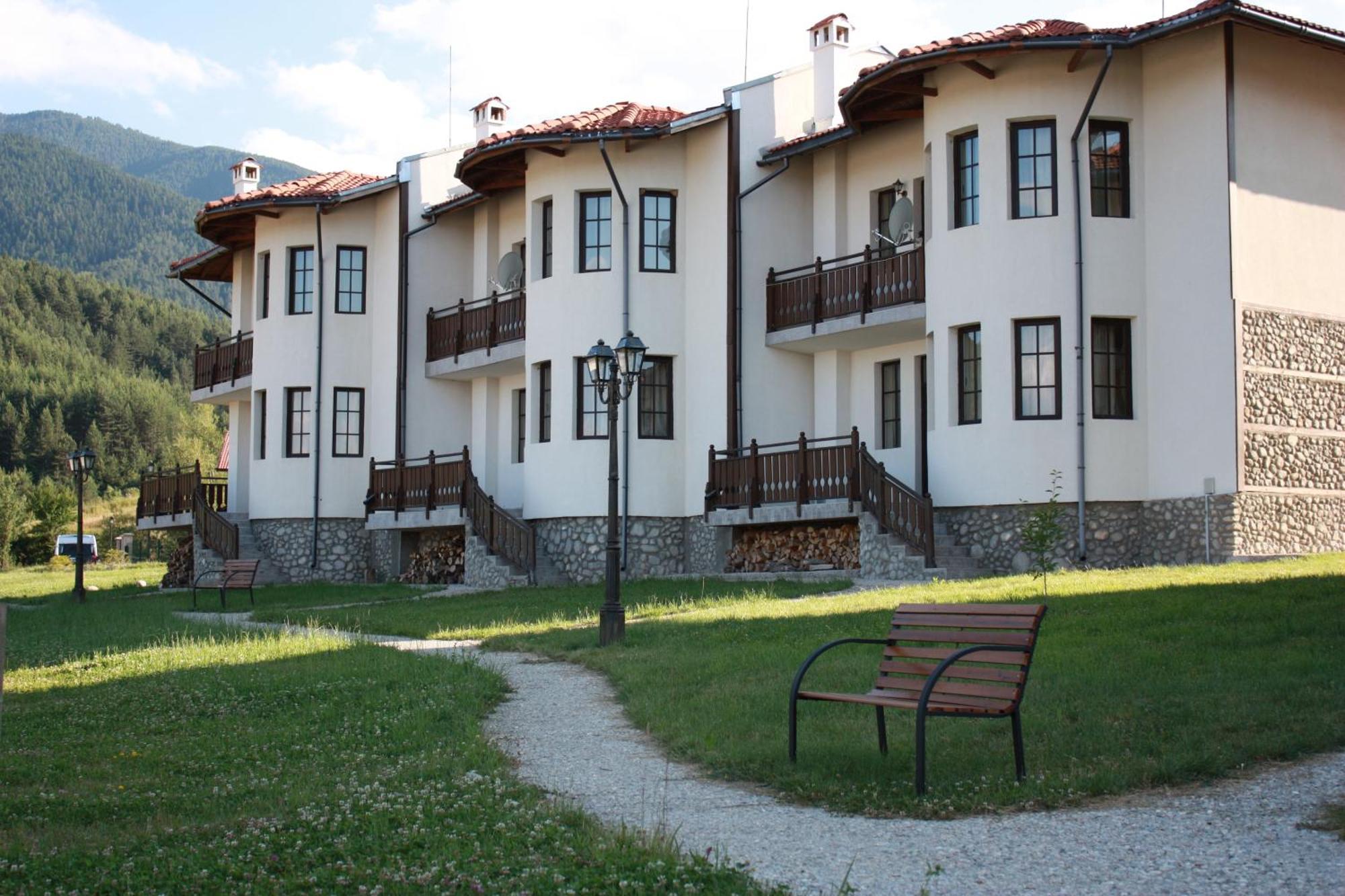 Pinerose Resort Bansko Exteriör bild